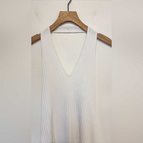 VINCE Ribbed Halter Dress , sz medium - Picture 7 of 10